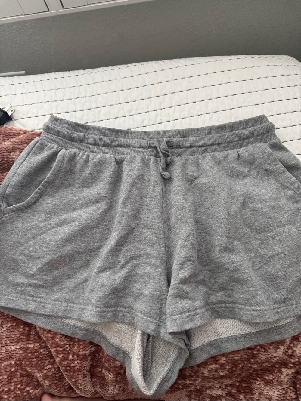 Colsie Heather Gray Athletic Knit Drawstring Shorts